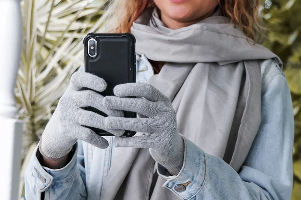 DefenderShield® EMF Protection Gloves - Image 7
